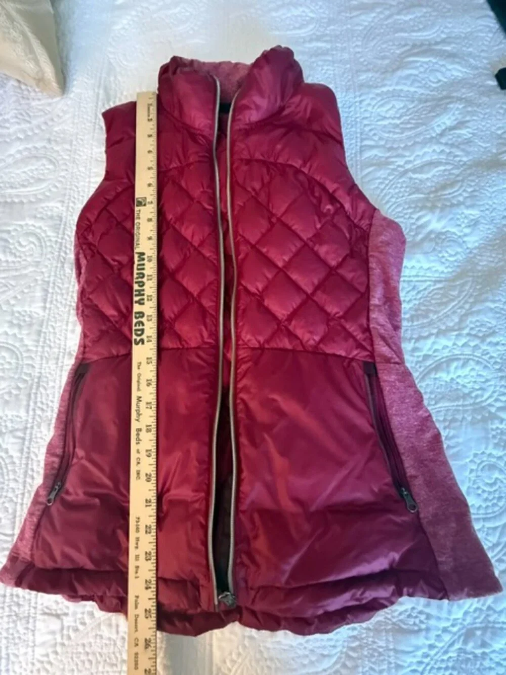 Lululemon Down For a Run Quilted Vest Size Zip Puffer Down Berry Rumble